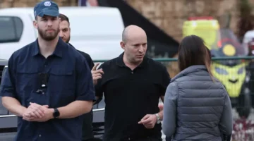 تسريب إيراني خطير.. آلاف الأسماء السرية من جهاز نافطالي بينيت